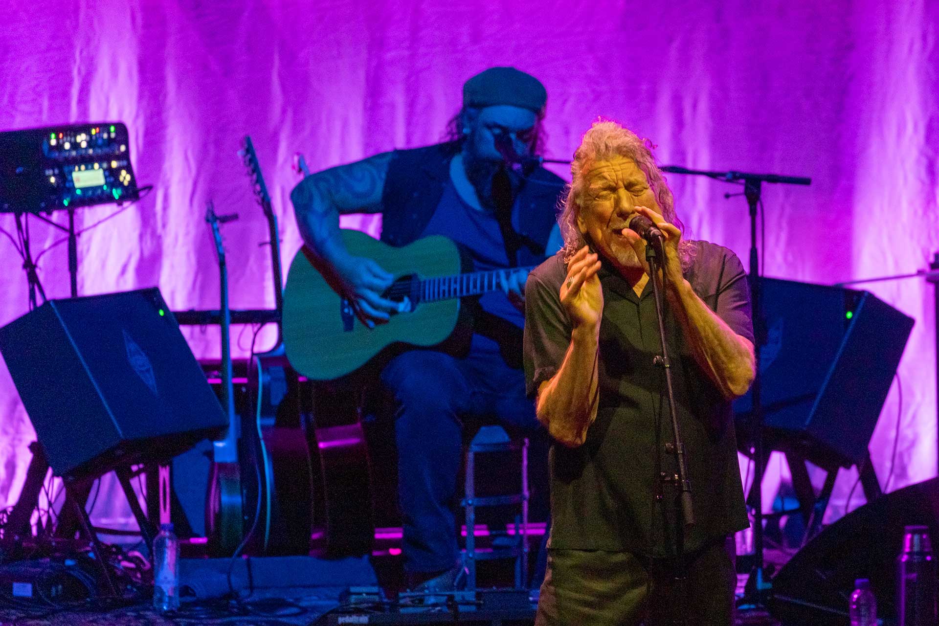 ROBERT PLANT PRESENTS SAVING GRACE